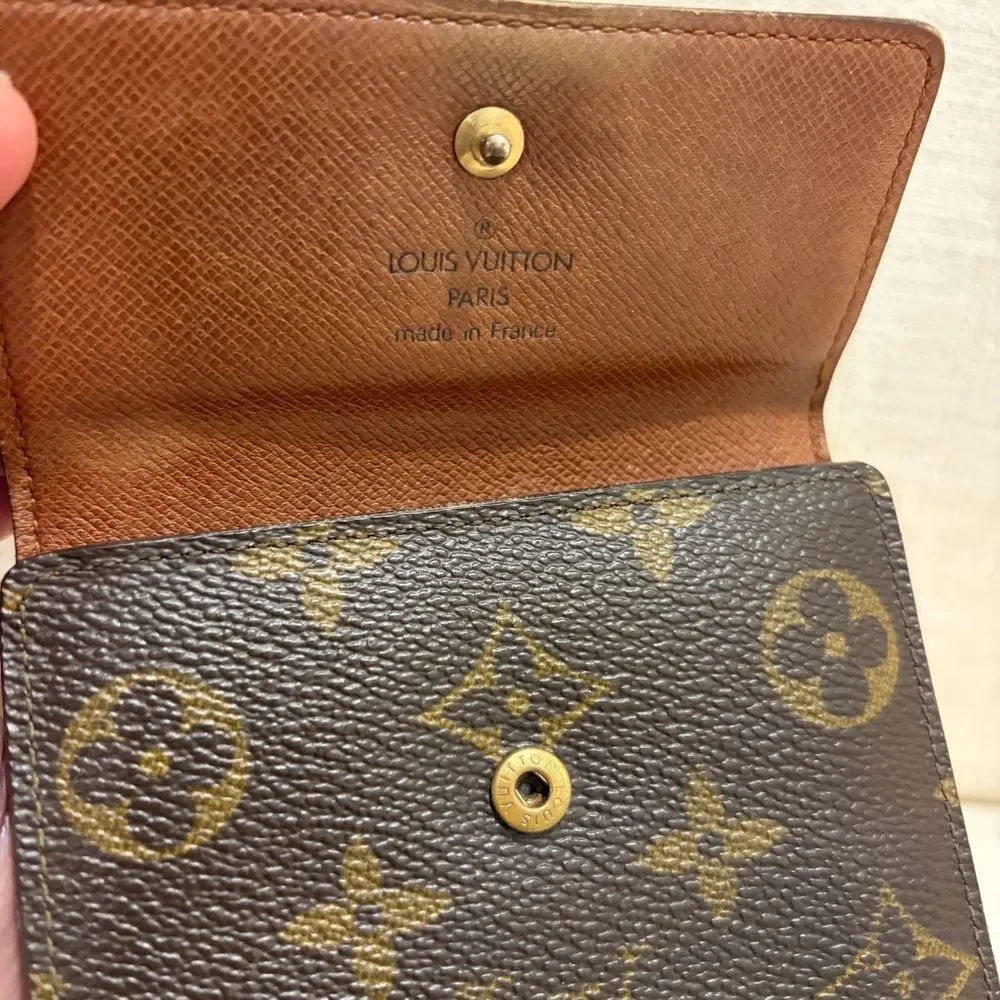 Louis Vuitton Portefeuille Trifold Wallet - Vintage Monogram Canvas